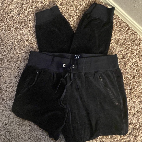NY&C velour sweatsuit women’s Med - Picture 3 of 6